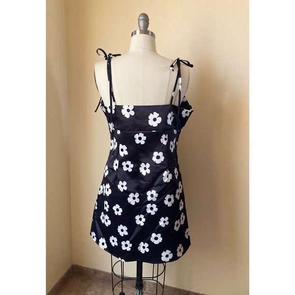 Love + Harmony Women's Dress Size L Mini Black White Daisy Shoulder Ties - Picture 4 of 7
